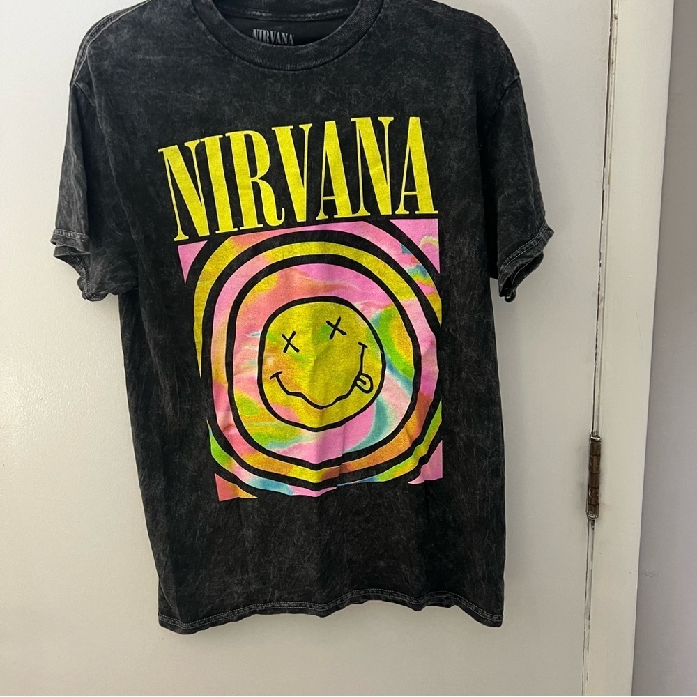 Nirvana T-Shirt Size M, NWOT, 100% cotton, 19” ptp,27” long